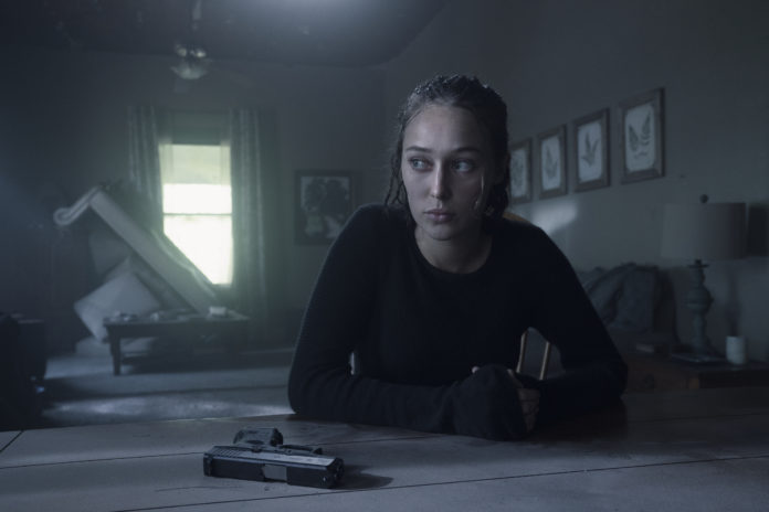 FTWD_410_RG_0326_0193_RT